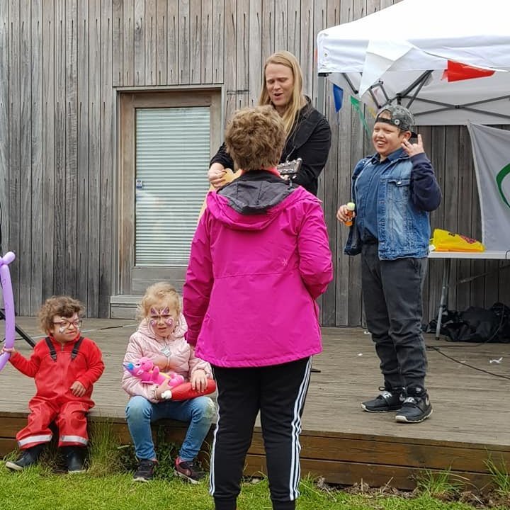 35247680_1737265116341867_2457757763409805312_n