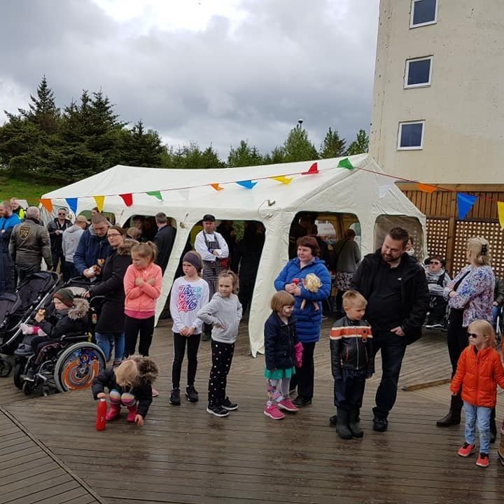 35331155_1737272809674431_7148250620628041728_n