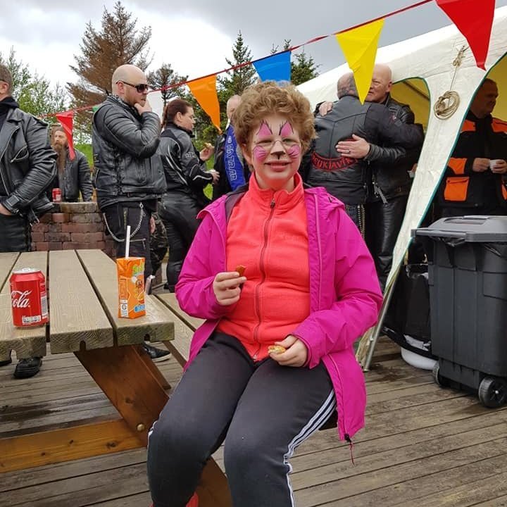 35356744_1737274673007578_4660775660669632512_n