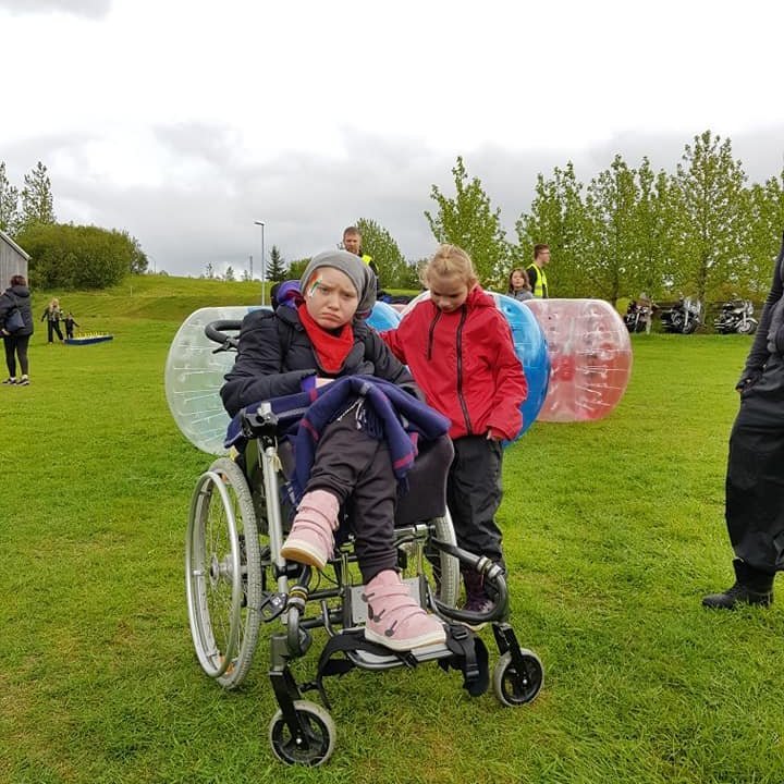 35472591_1737274509674261_2391700470612623360_n