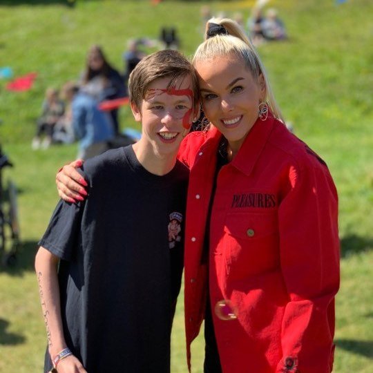 65264785_2282243401844033_6257861693523623936_n