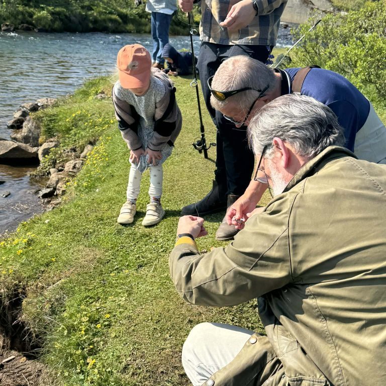 0c6f6fee-3f44-4983-aa31-9cadf7ac152e