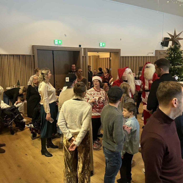 ac8bbe0f-e22d-43ce-bc0d-ebf4e08d9088