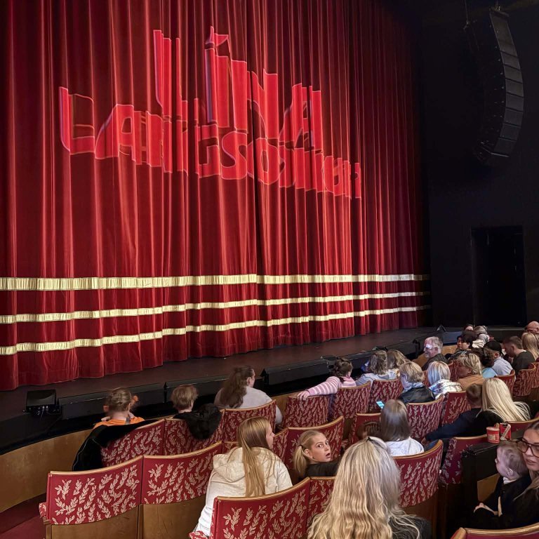 e812d955-f431-406f-8262-55efe3f03dae