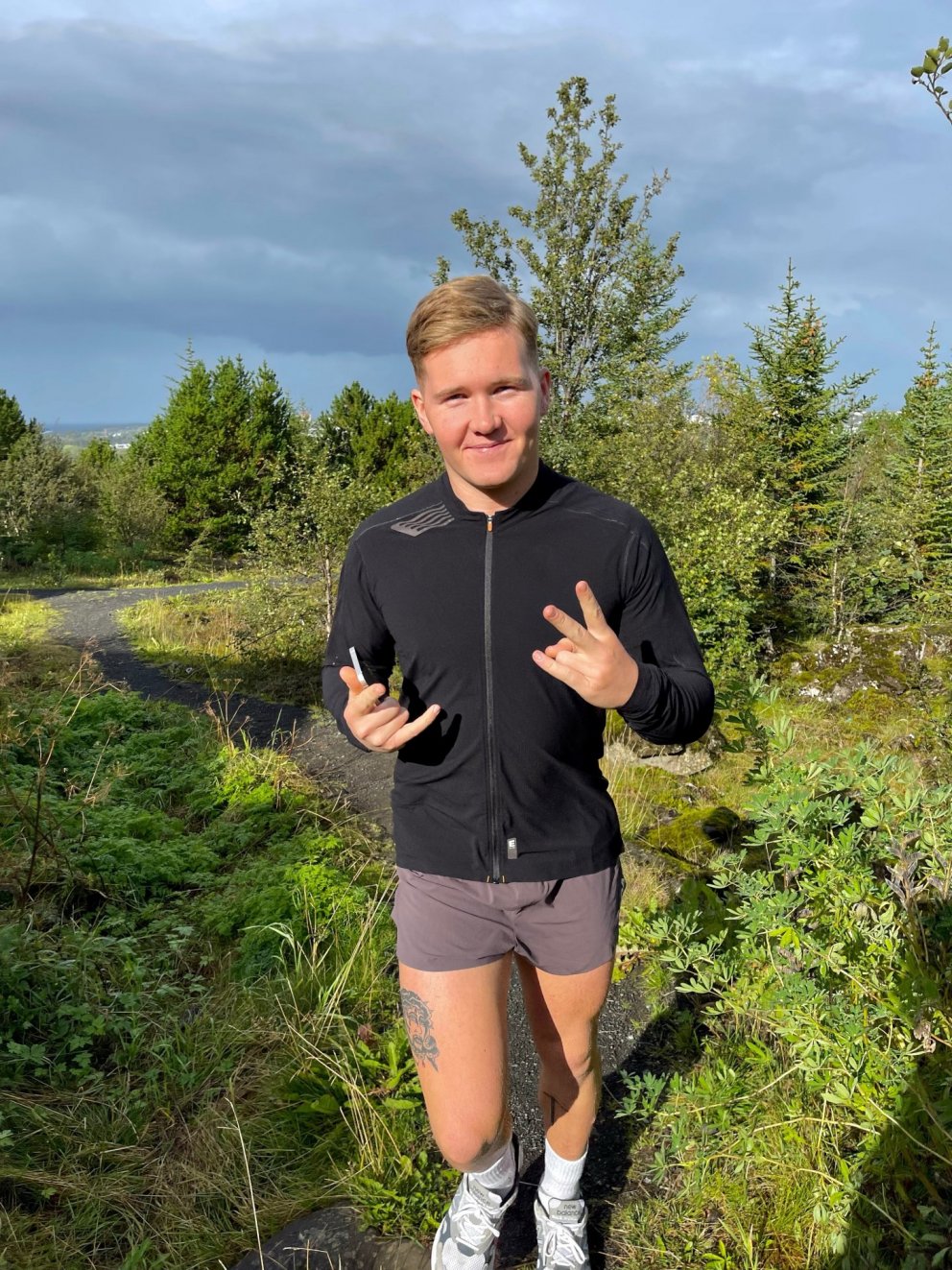 Bjartur Norðfjörð ætlar að leggja sína orku á okkar verkefni og hlaupa yfir 80 km í náttúruhlaupi á …