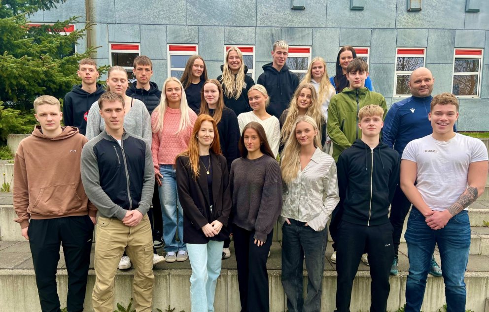 Nemendur áfangans í Fjölbrautaskólanum í Garðabæ ásamt Hafdísi, fulltrúa Einstakra barna sem er þrið…