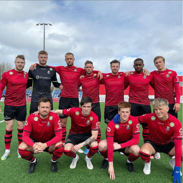 Fótboltafélagið Kórdrengir styrkja Einstök börn og leggja félaginu lið með söfnun