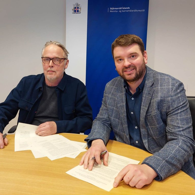 Þorvar Hafsteinsson, formaður Heimilis og skóla og Ásmundur Einar Daðason, mennta- og barnamálaráðhe…